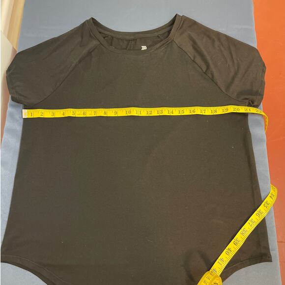 All In Motion Women’s Short Sleeve Crewneck T-Shirt Color Black Size L - Picture 6 of 6